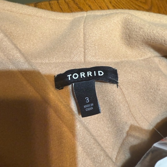 Torrid Trench Coat Size 3 NWT - Picture 2 of 6